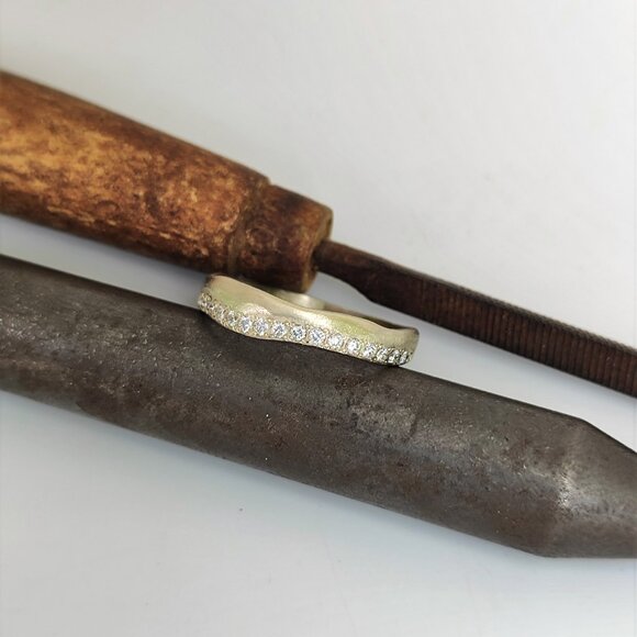 Engagement ring. 14K solid Yellow gold ring with 0.25ct Diamonds. Unique - Picture 17 of 17